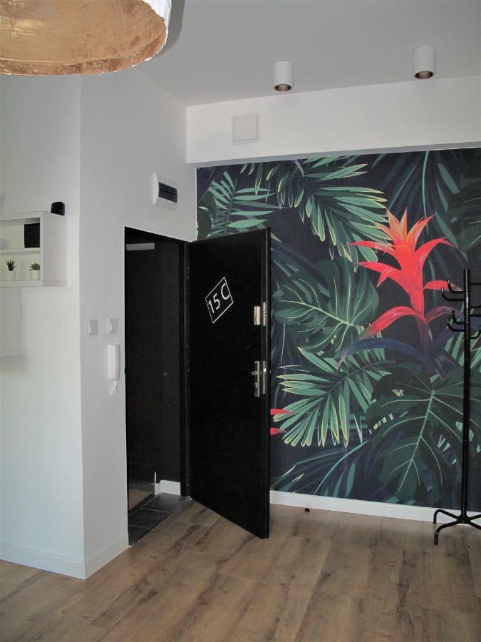 Apartament By The Way Apartamento Breslavia Exterior foto